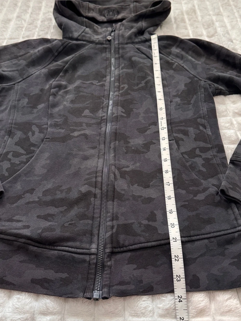 Lululemon 10 Scuba Hoodie Light Cotton Fleece Full Zip Jacket Camo